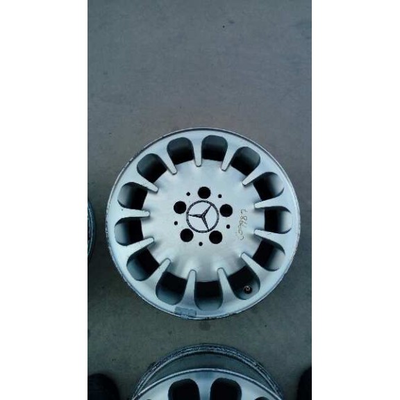 mercedes-benz clase e (w211) berlina del año 2003