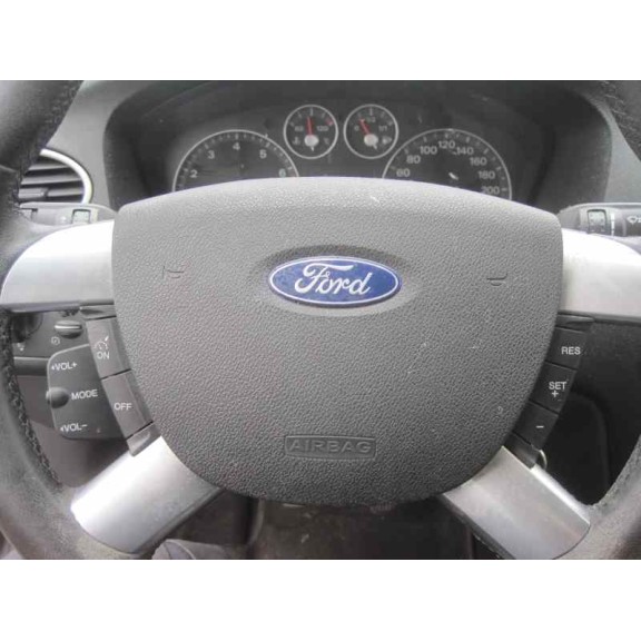 ford focus berlina (cap) del año 2005