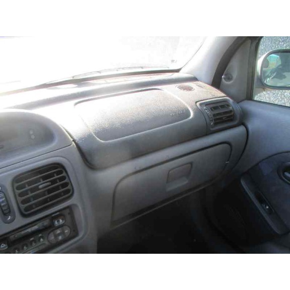 renault clio ii fase i (b/cbo) del año 1999