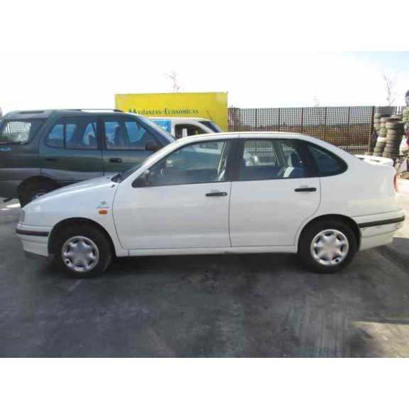 seat cordoba berlina (6k2) del año 1995