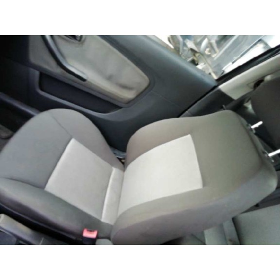 seat ibiza (6l1) del año 2005