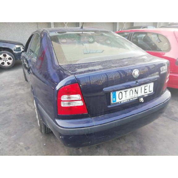 skoda octavia berlina (1u2) del año 2003
