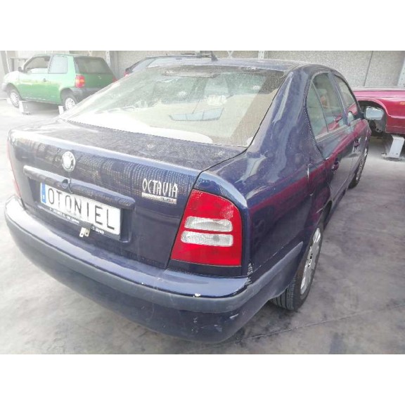 skoda octavia berlina (1u2) del año 2003