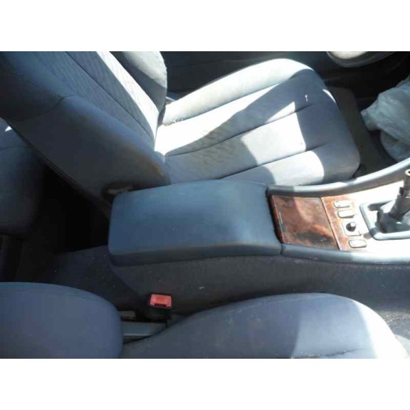 mercedes-benz clase clk (w208) coupe del año 1998