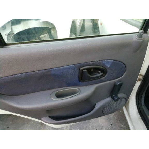 renault clio ii fase i (b/cbo) del año 1999