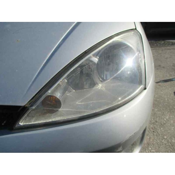 ford focus berlina (cak) del año 2000