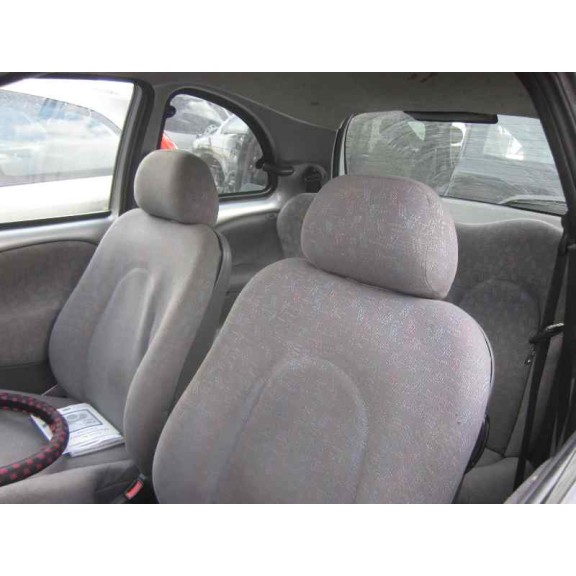 ford ka (ccq) del año 2000