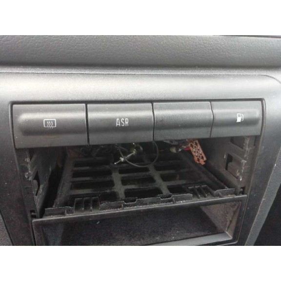 skoda octavia berlina (1u2) del año 2003