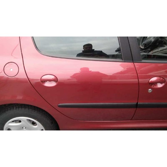 peugeot 206 berlina del año 2003