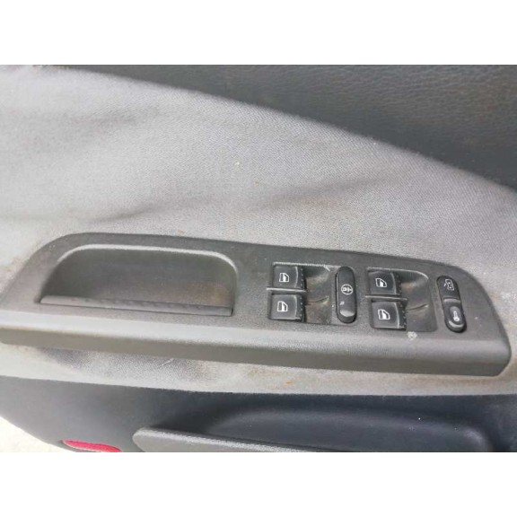 skoda octavia berlina (1u2) del año 2003