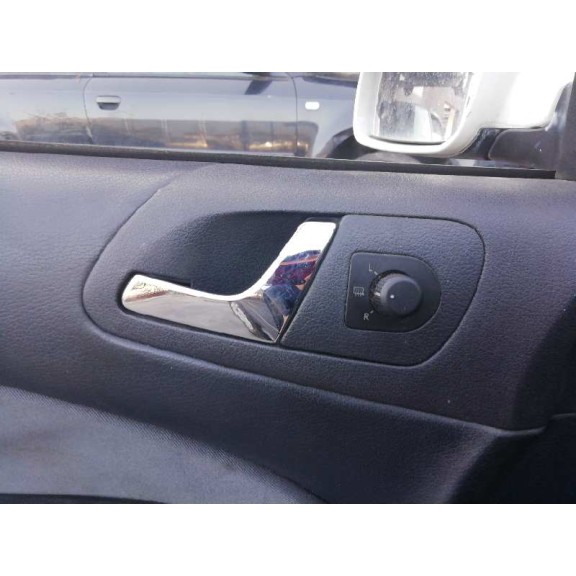 skoda octavia berlina (1u2) del año 2003