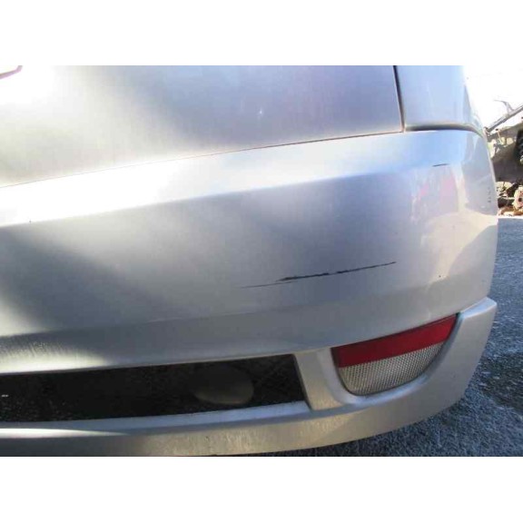 ford focus berlina (cak) del año 2000