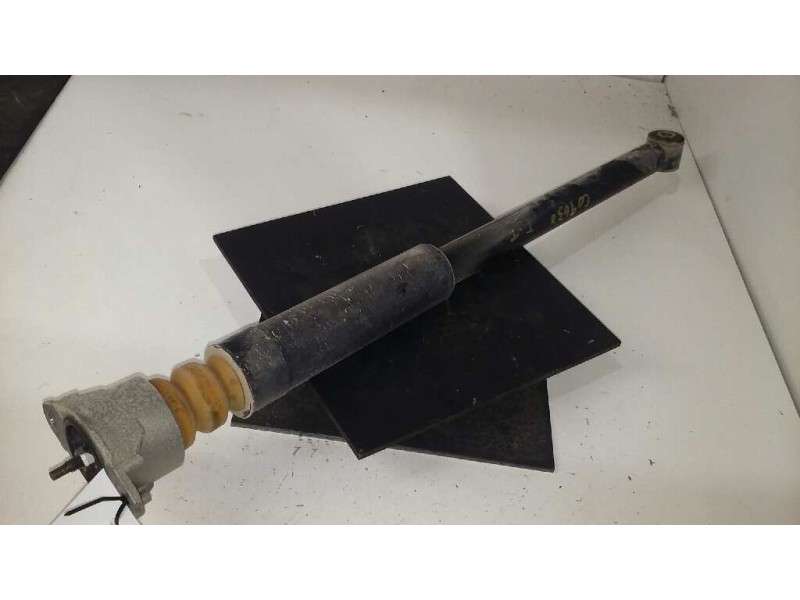 Recambio de amortiguador trasero izquierdo para ford fiesta (ccn) black edition referencia OEM IAM   