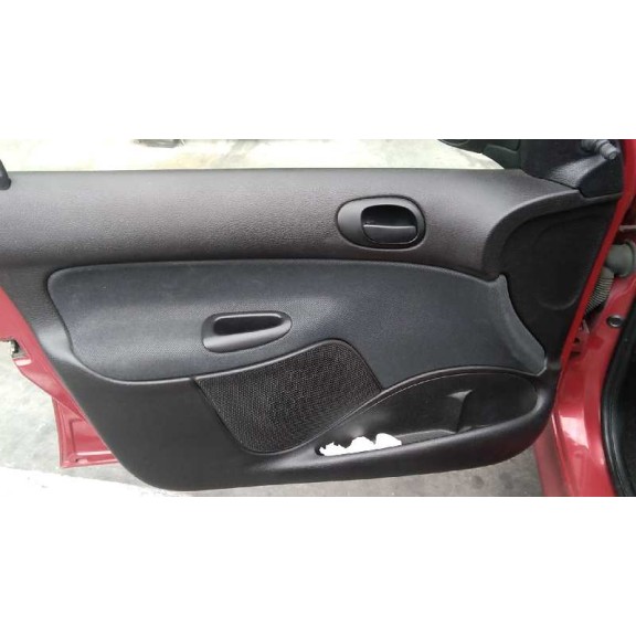 peugeot 206 berlina del año 2003