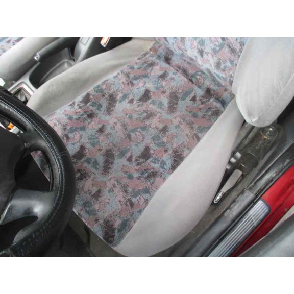 nissan primera berlina (p11) del año 1999