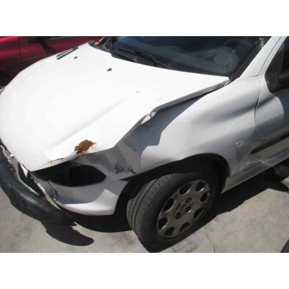 peugeot 206 berlina del año 2004