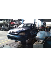 daewoo lanos del año 2000