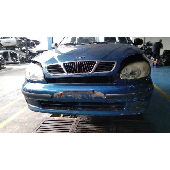 daewoo lanos del año 2000