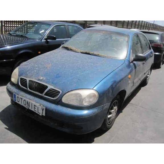daewoo lanos del año 2000