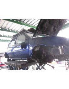 ford fiesta berlina del año 1999 2