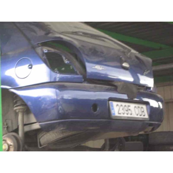 ford fiesta berlina del año 1999