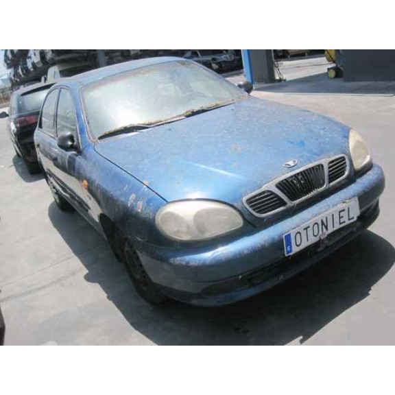 daewoo lanos del año 2000