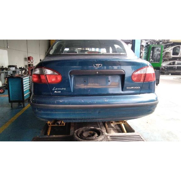 daewoo lanos del año 2000