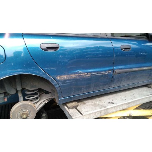 daewoo lanos del año 2000