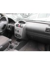 opel corsa c del año 2004