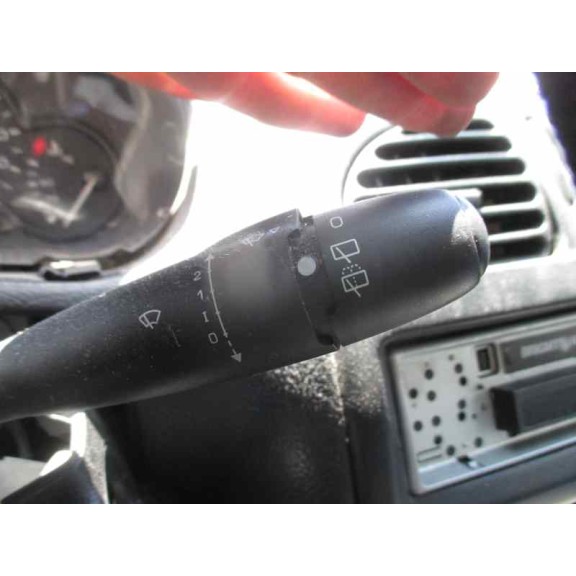 peugeot 206 berlina del año 2004