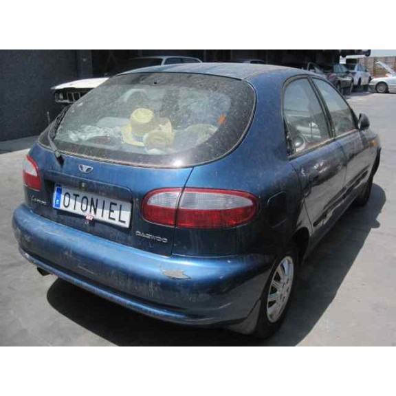 daewoo lanos del año 2000