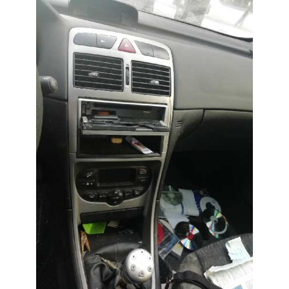 peugeot 307 (s1) del año 2001