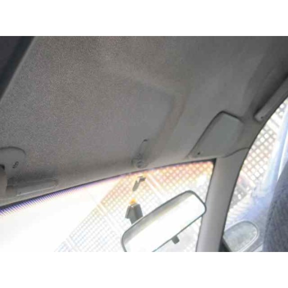 daewoo lanos del año 2000