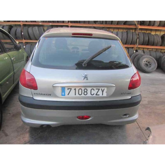 peugeot 206 berlina del año 2004