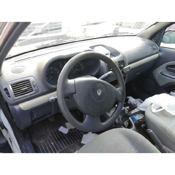 renault clio ii fase ii (b/cb0) del año 2003