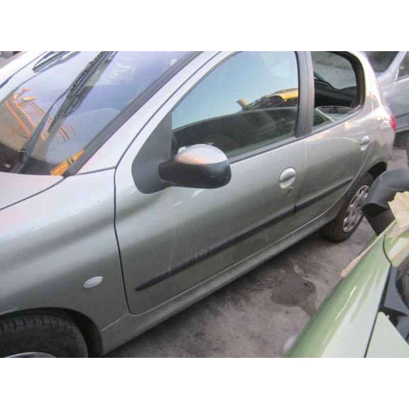 peugeot 206 berlina del año 2004