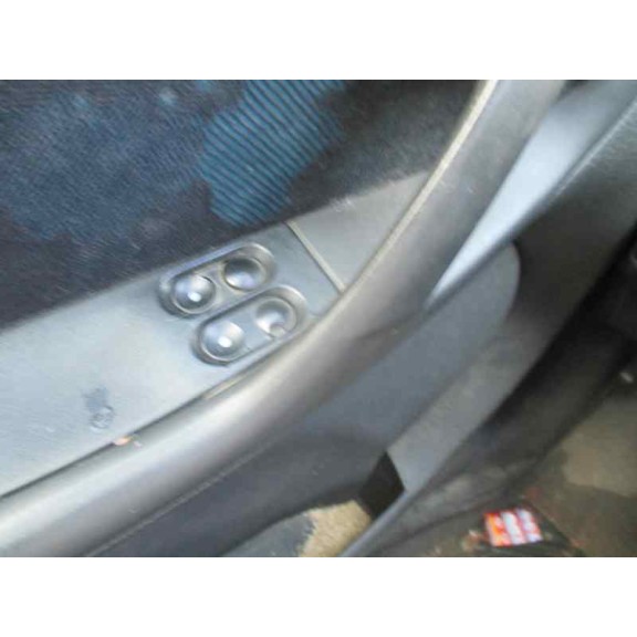 opel astra f berlina del año 1995