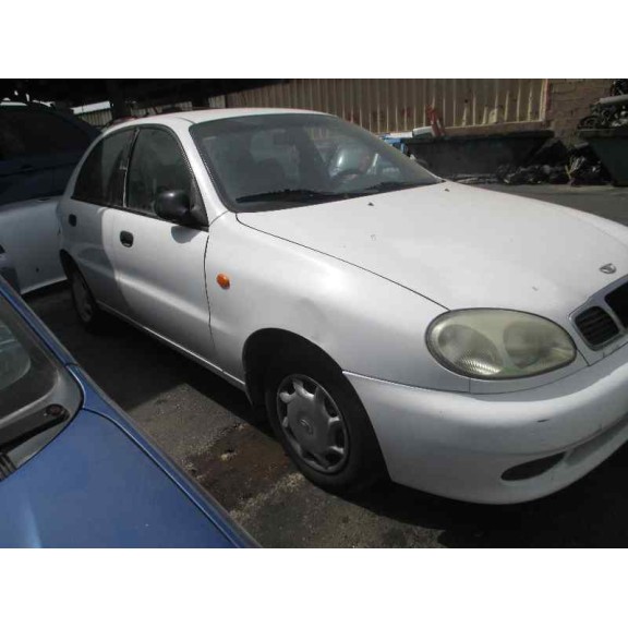 daewoo lanos del año 1999