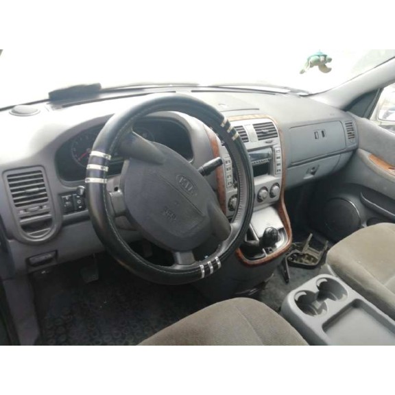 kia carnival ii del año 2002