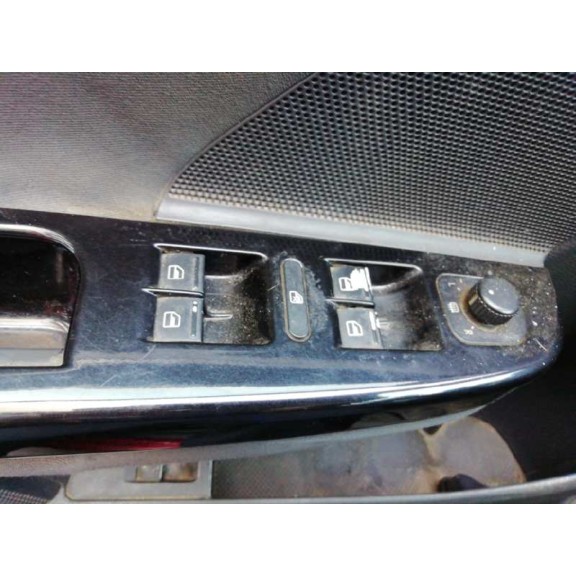 volkswagen golf v berlina (1k1) del año 2004