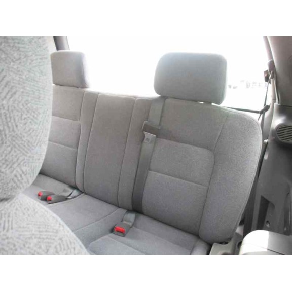 kia carnival del año 2001