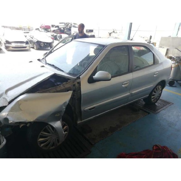 citroën xsara berlina del año 2004