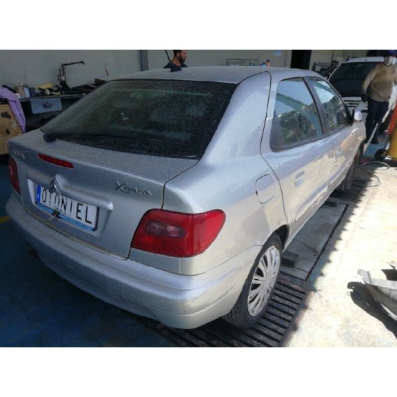 citroën xsara berlina del año 2004