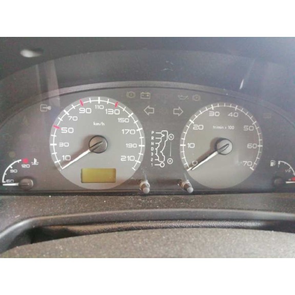 citroën xsara berlina del año 2004