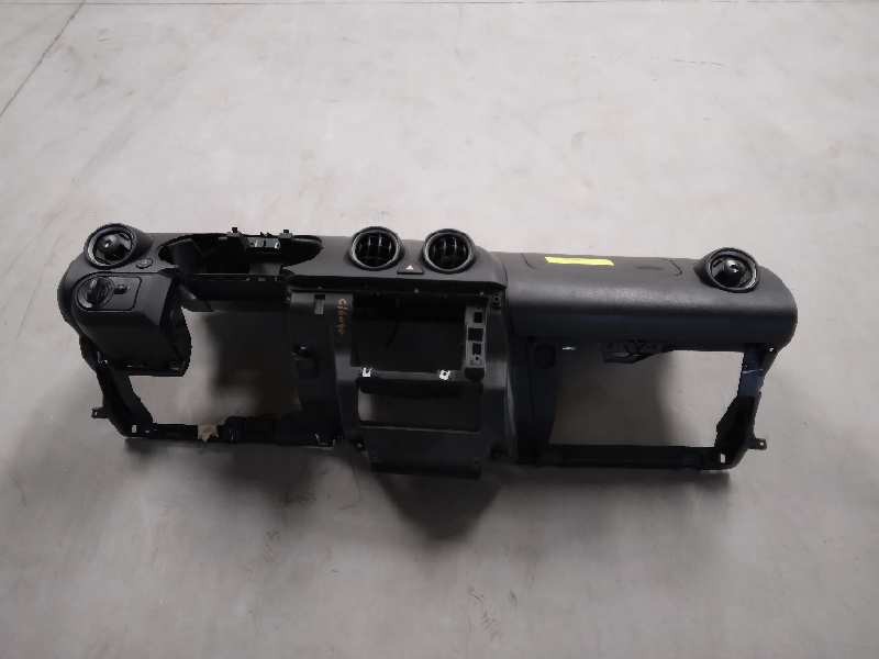 Recambio de salpicadero para ford fiesta (cbk) 1.4 tdci cat referencia OEM IAM 2S6AA044H31 2S6HA018W19AA 2S6AA044H31AGZHHD