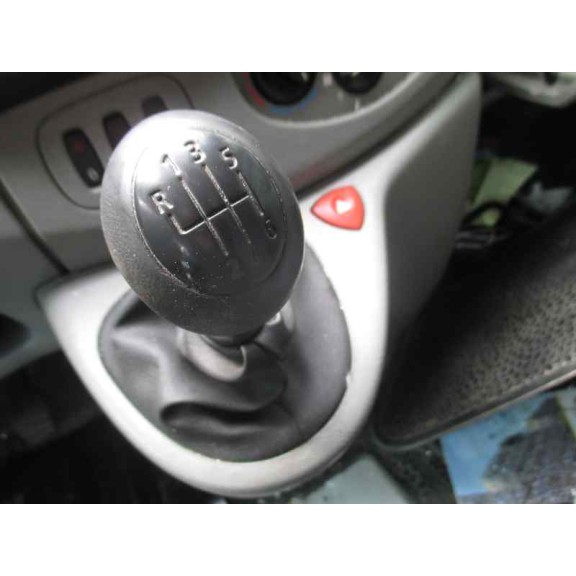 renault trafic combi (ab 4.01) del año 2004