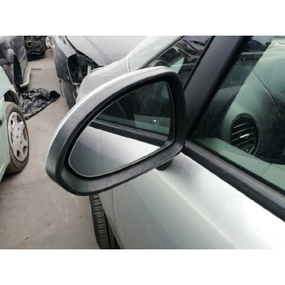 opel corsa d del año 2006