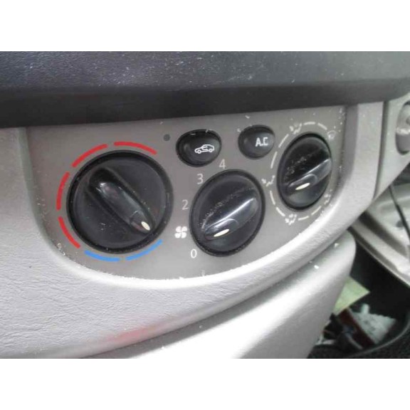 renault trafic combi (ab 4.01) del año 2004