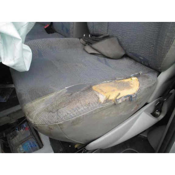 renault trafic combi (ab 4.01) del año 2004