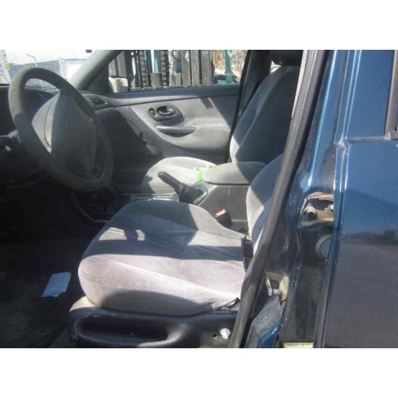 ford mondeo berlina/familiar (fd) del año 1996